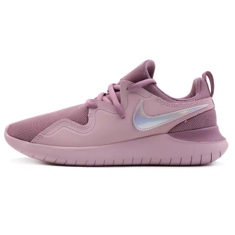 nike tessen 2019