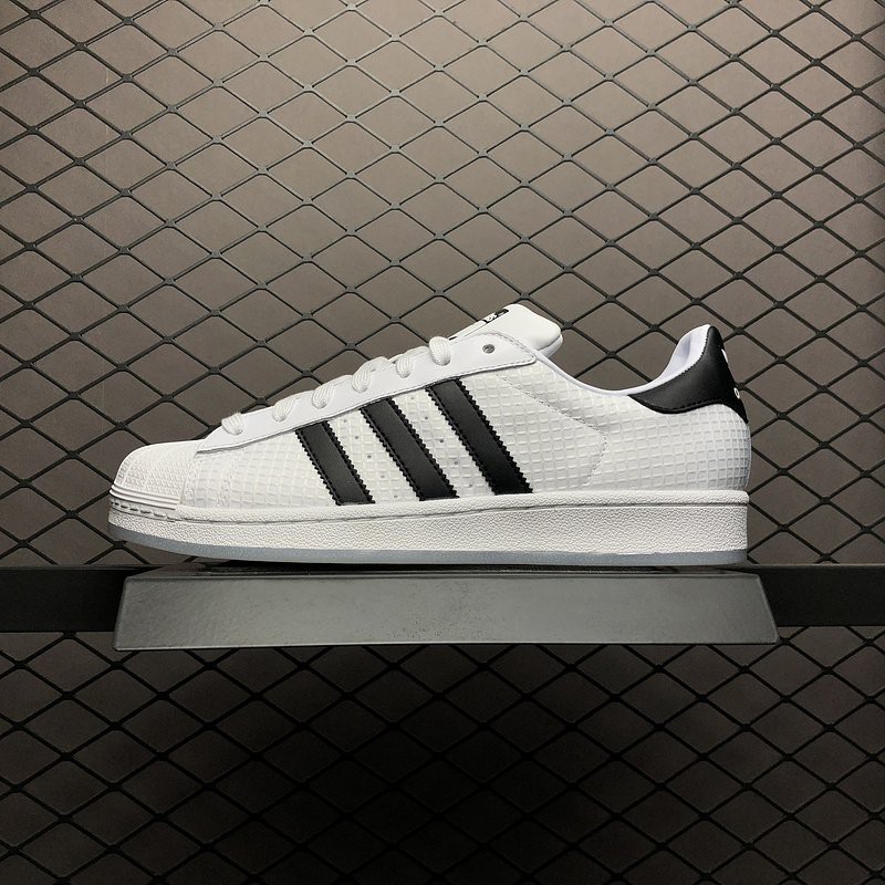 cm8077 adidas