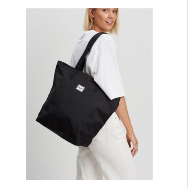 mica tote xs