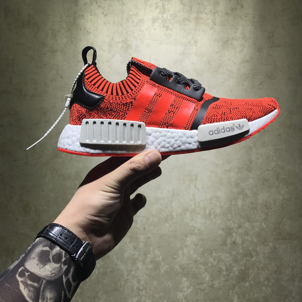 nmd r1 red apple