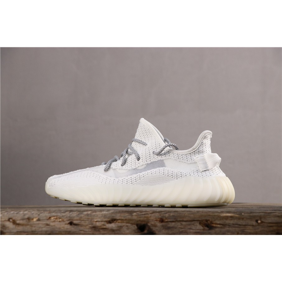 Adidas Yeezy 350 Boost V3 Black Unisex couple shoes.