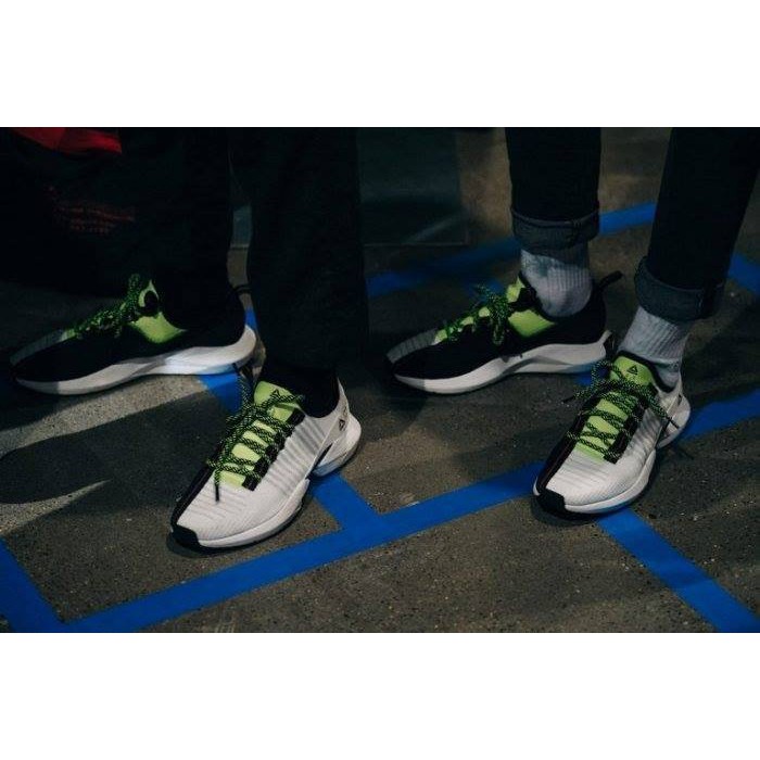 dv4482 reebok