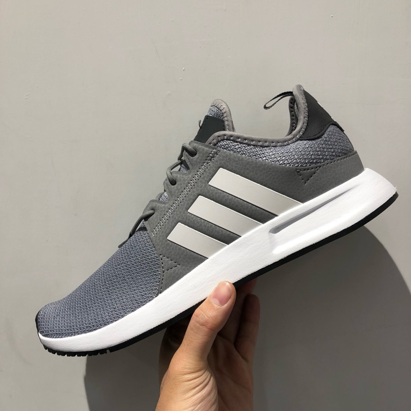 cq2408 adidas