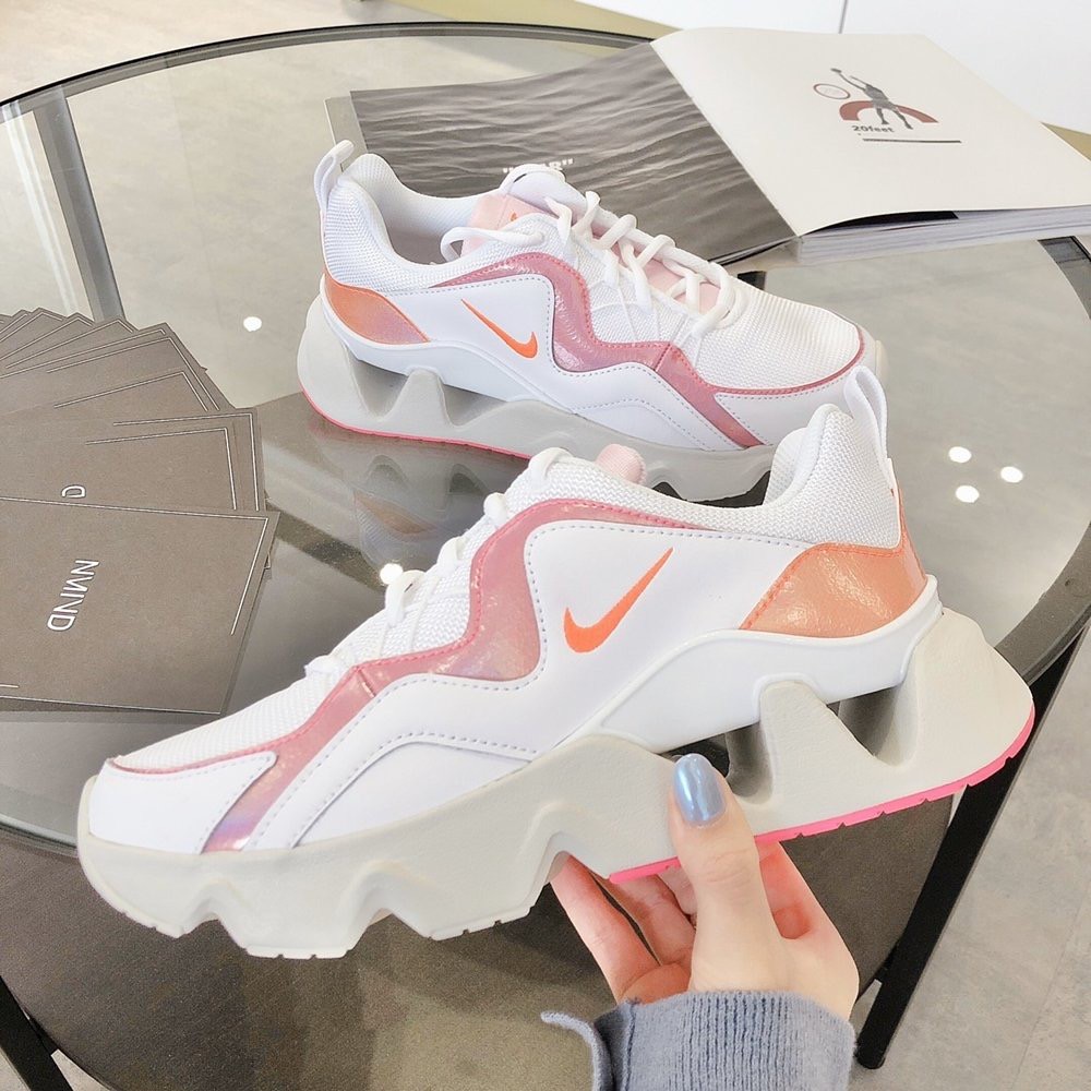 n mind sneaker