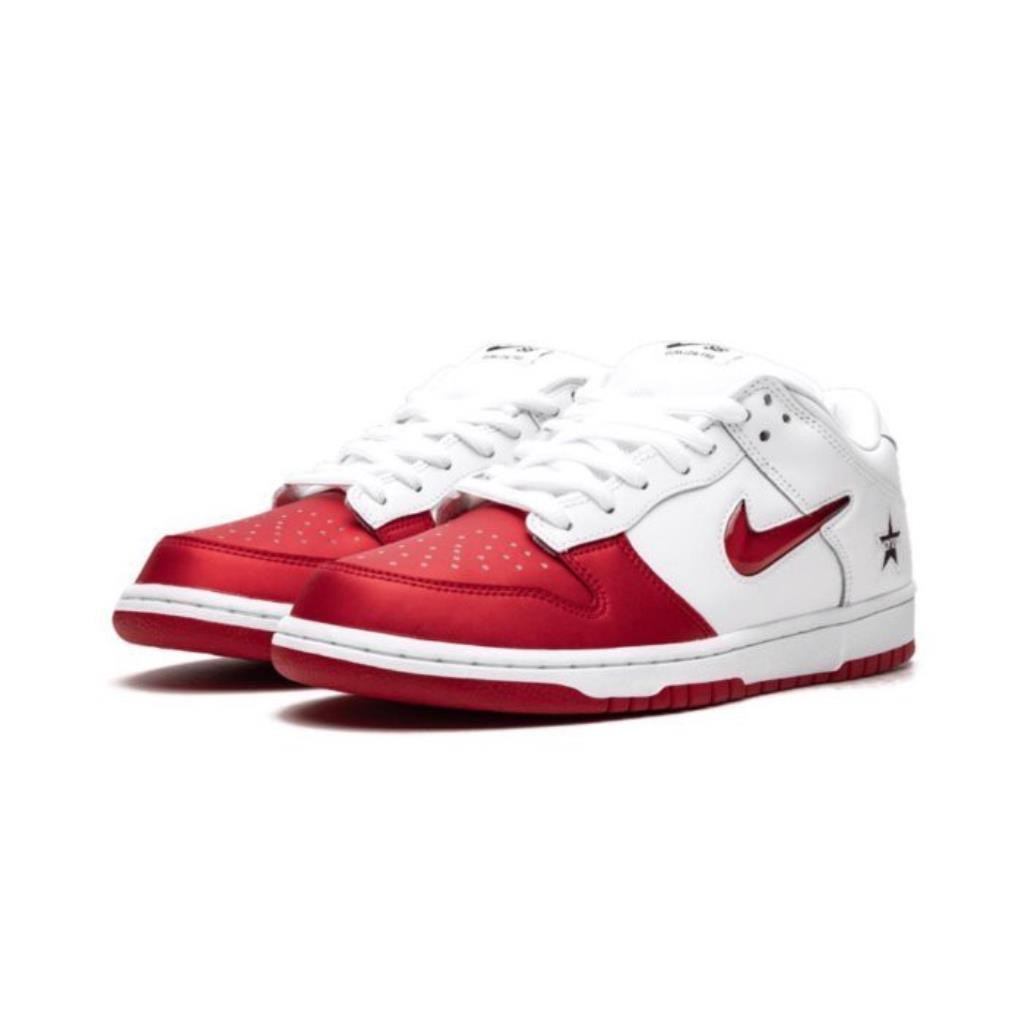 nike dunk sb supreme