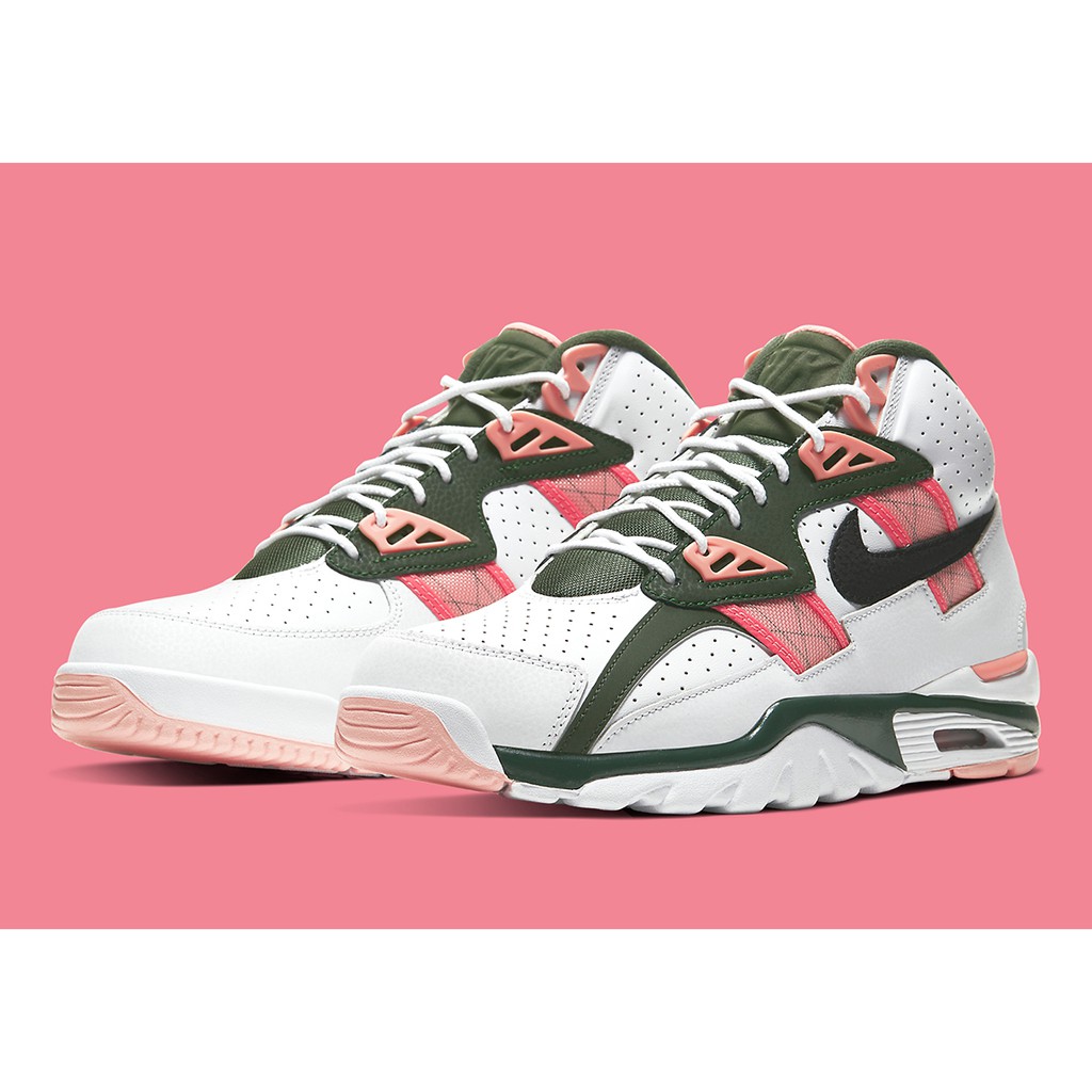 nike air trainer sc