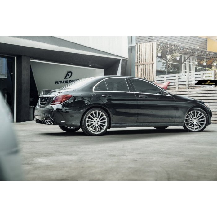 【政銓企業】BENZ W205 舊款改 2019 新款 C63 ED1 亮黑 原廠材質後下巴含尾飾管 免費安裝