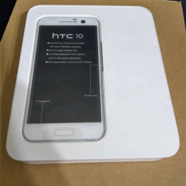 HTC 10  64g  配件全新