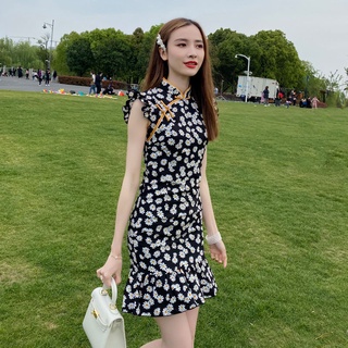 Jru 女裝 裙子 連衣裙 旗袍改良短款小個子性感年輕款少女時尚小雛菊碎花連衣裙 女