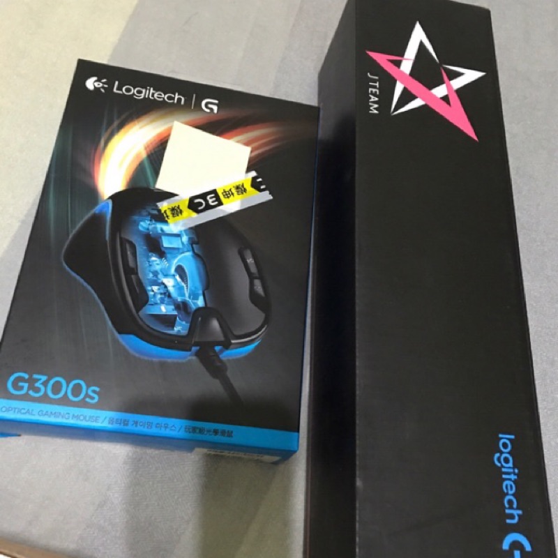 Logitech 羅技 G300s 全區滑鼠墊  電競滑鼠 ㄧ年保固 10月31購買不適合出售