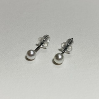 ✨ H L 現貨 韓貨［ 白珍珠 ］針式 耳環 針式耳環