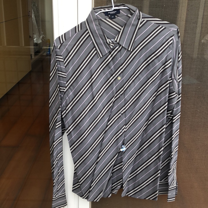 Burberry 灰色格紋長袖襯衫（女、XL)