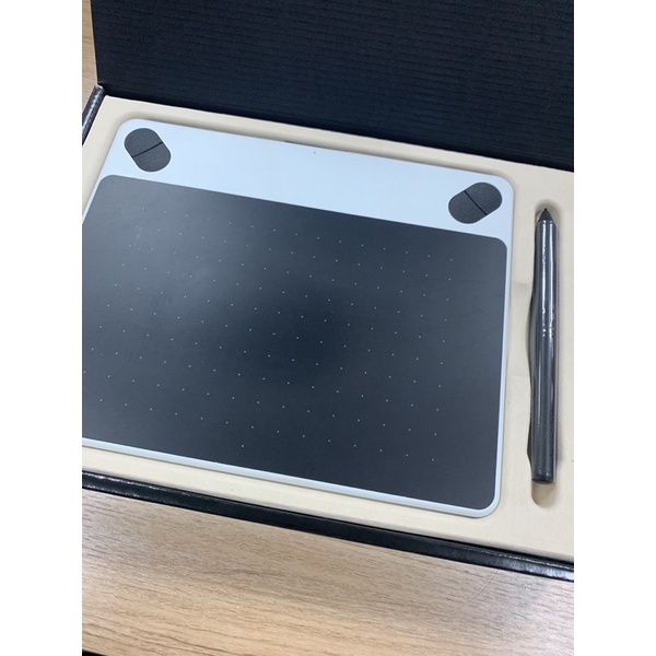 【二手】Wacom INTUOS (small white)Pen Tablet(CTL-490) 繪圖板