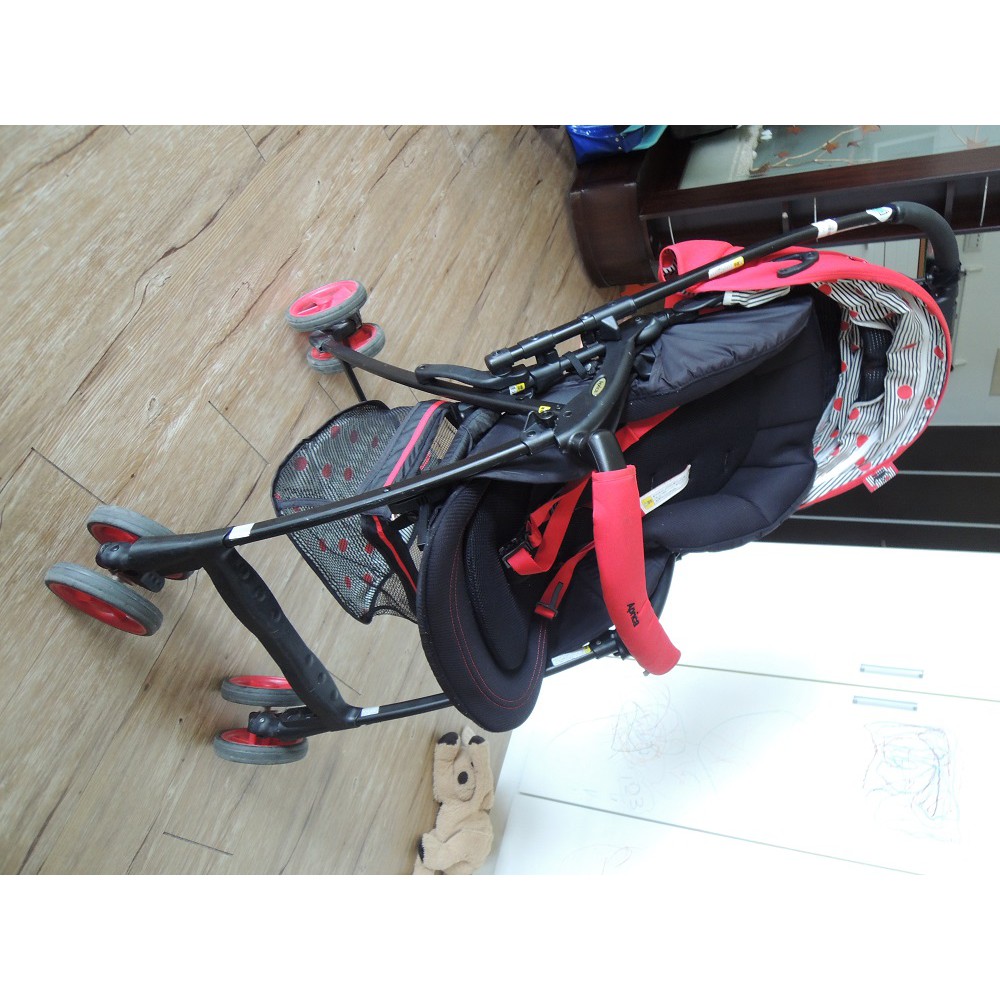【Aprica愛普力卡】FLYLE飛舞系列　挑高型座椅　輕量雙向嬰幼兒手推車　櫻花紅