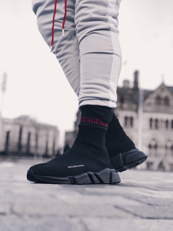 triple black balenciaga speed