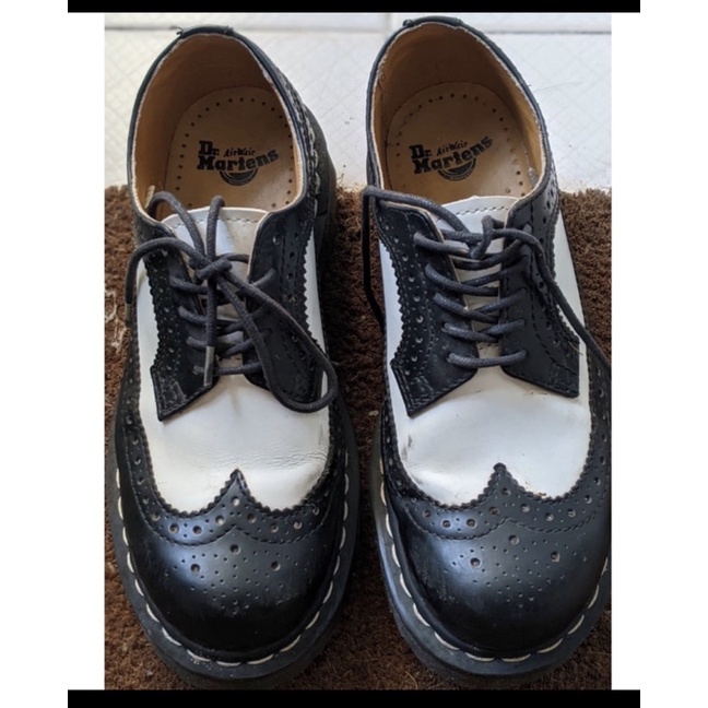 Dr.Martens 馬汀大夫 3989 雕花鞋 黑白 UK3 for spk下單