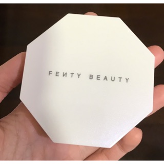 Fenty Beauty 雙色打亮盤 Killawatt 二手