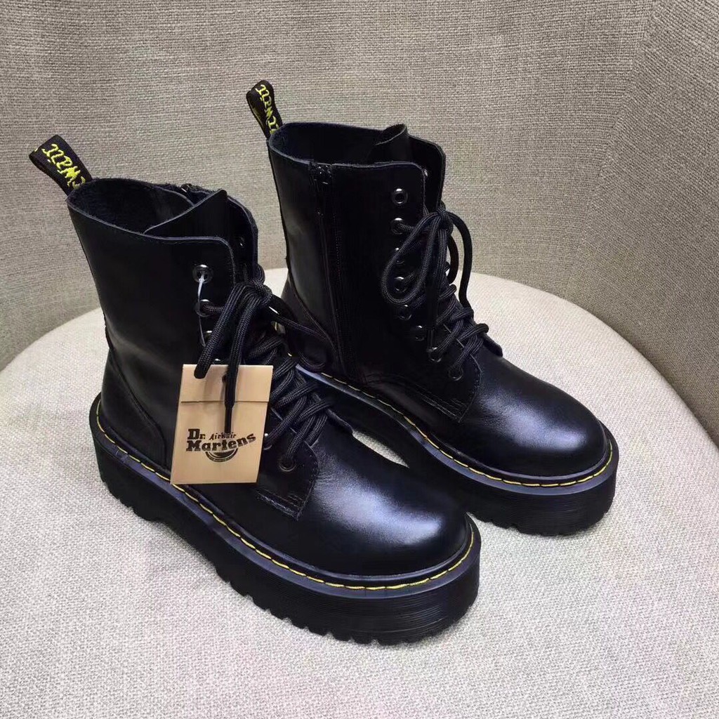 dr martens shoes 1460