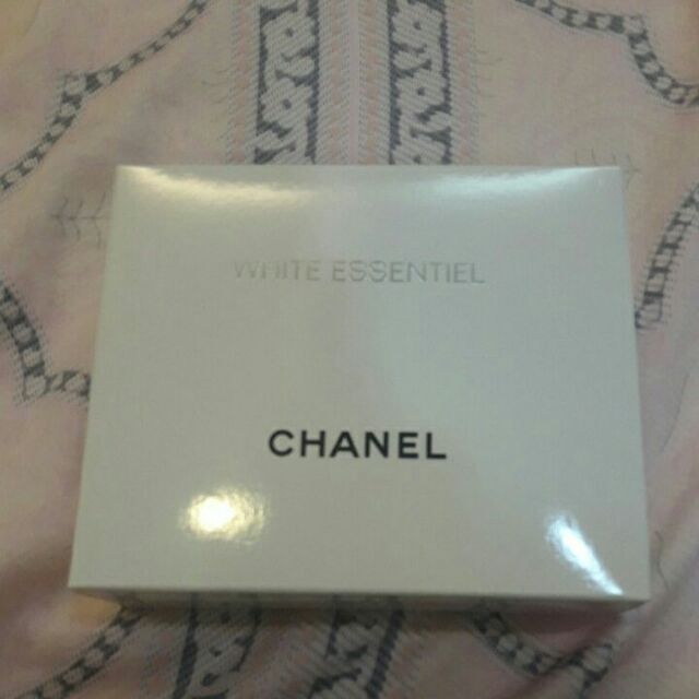 Chanel 白色髮帶