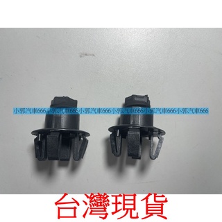 小郭汽車666~BENZ W117 CLA/ X156 GLA W176 001 998 14 40引擎蓋緩衝膠/彈簧