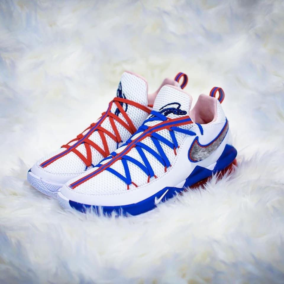 Nike LeBron 17 Low “Tune Squad” 白藍紅