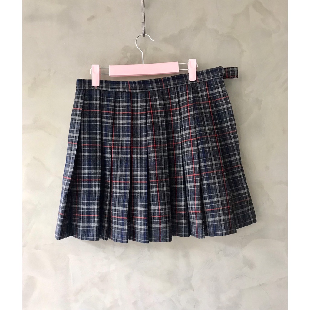 日本 日製 校供 不知名 灰格 紅線藍線 W72 L42 二手 JK 國中 高中 中學 制服 格裙