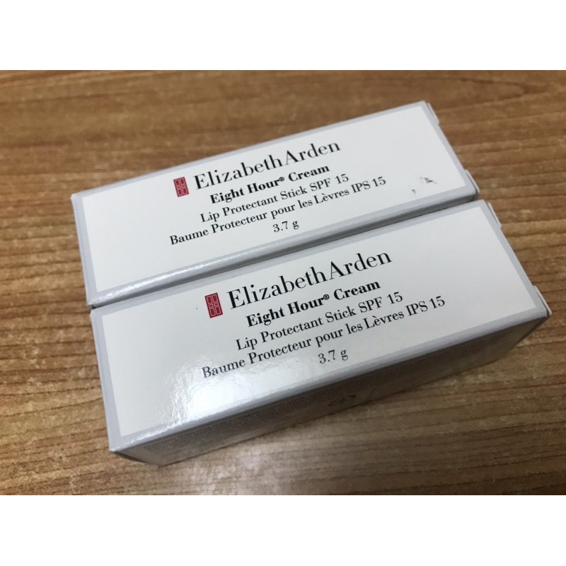 Elizabeth Arden 伊莉莎白雅頓 8小時護唇膏