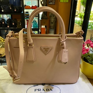 美麗堡outlet精品 PRADA BN1801 Saffiano 二用殺手包 (小-淡粉)【現貨】