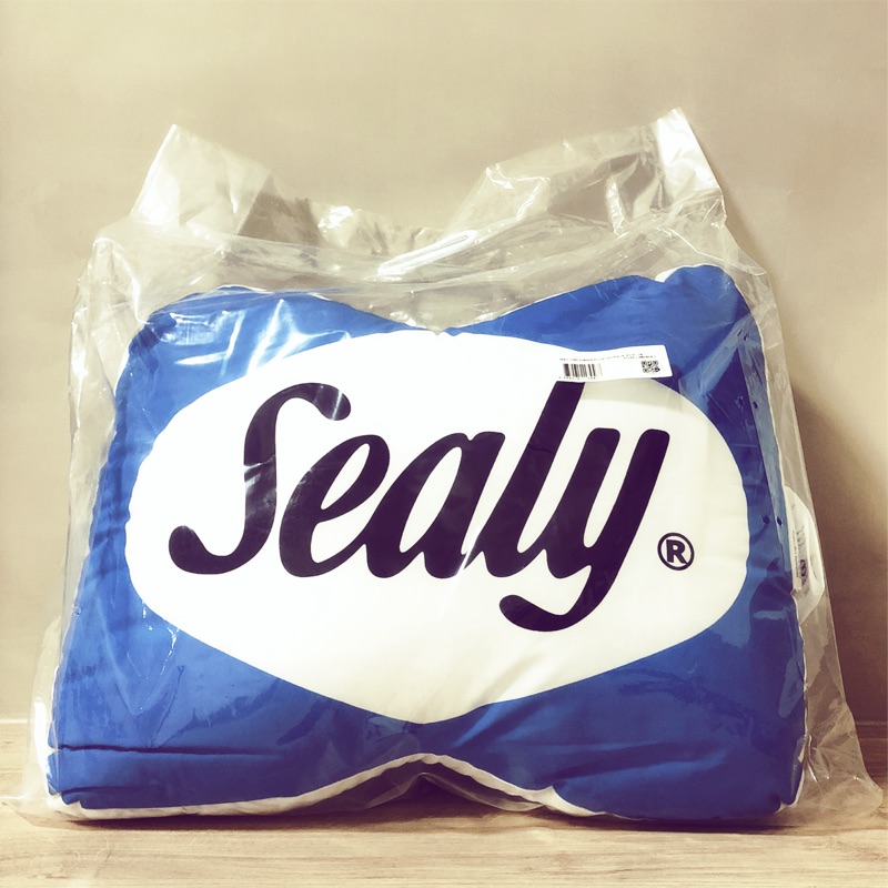 《Sealy席伊麗名床》logo抱枕