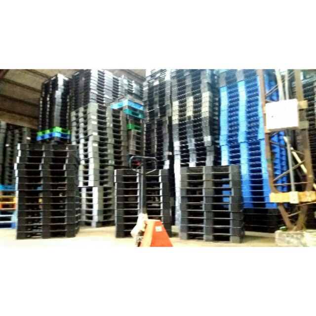 各式二手棧板 塑膠棧板 木棧板 便宜賣 歡迎選購