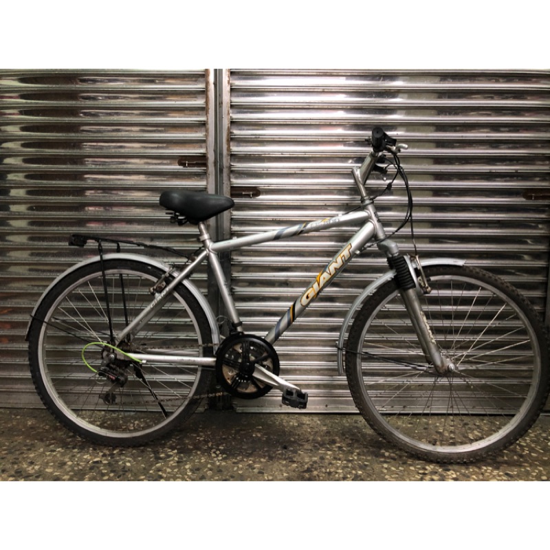 【 專業二手腳踏車買賣 】中古捷安特變速腳踏車 GIANT CS800 SHIMANO 18段變速 "鋁合金材質"