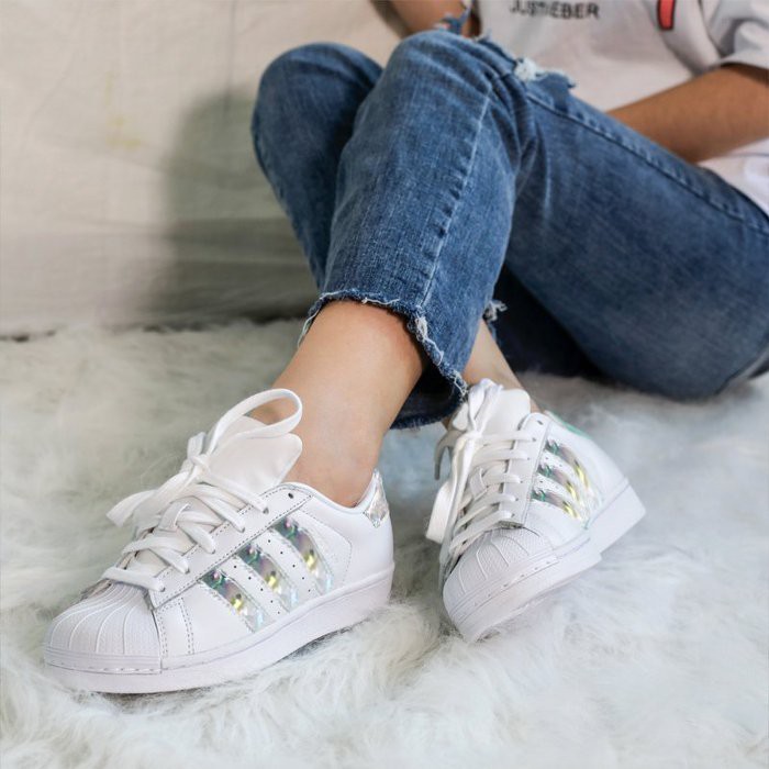 Adidas superstar J WHITE 雷射絢彩 白銀 鑽石 仙杜瑞拉 仙女鞋 女鞋 F33889