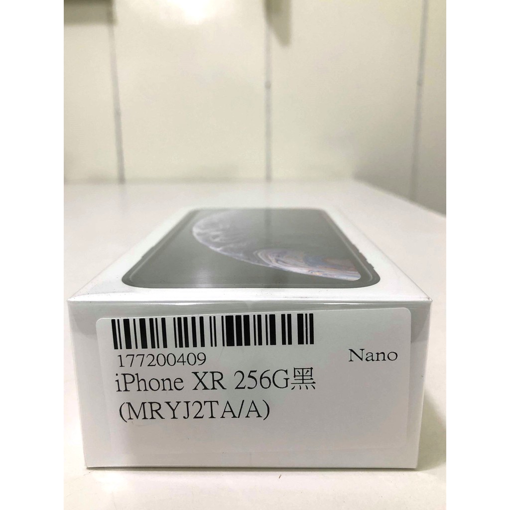 IPHONE XR 256G 黑色空機 只有一隻~需要可趕快詢問~只限面交!!