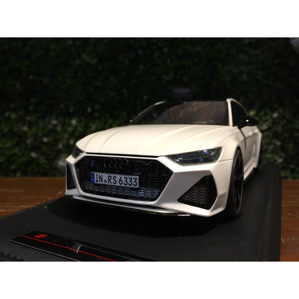 1/18 Motorhelix Audi RS6 Avant (C8) Pearl White【MGM】