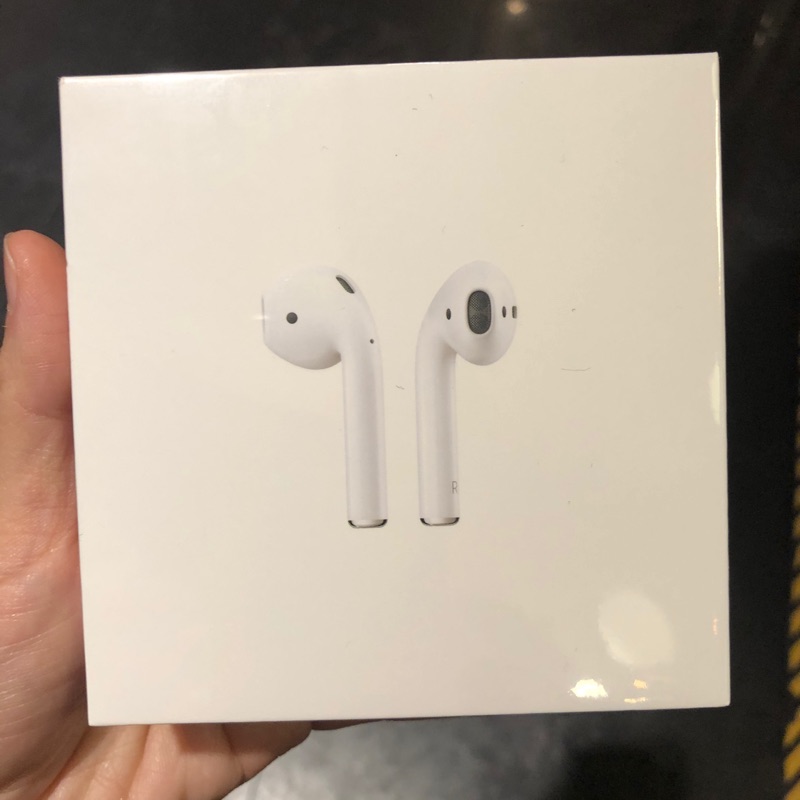 AirPods 全新 一代