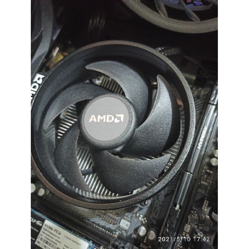 AMD Ryzen 5 3400g CPU  含風扇 二手少用