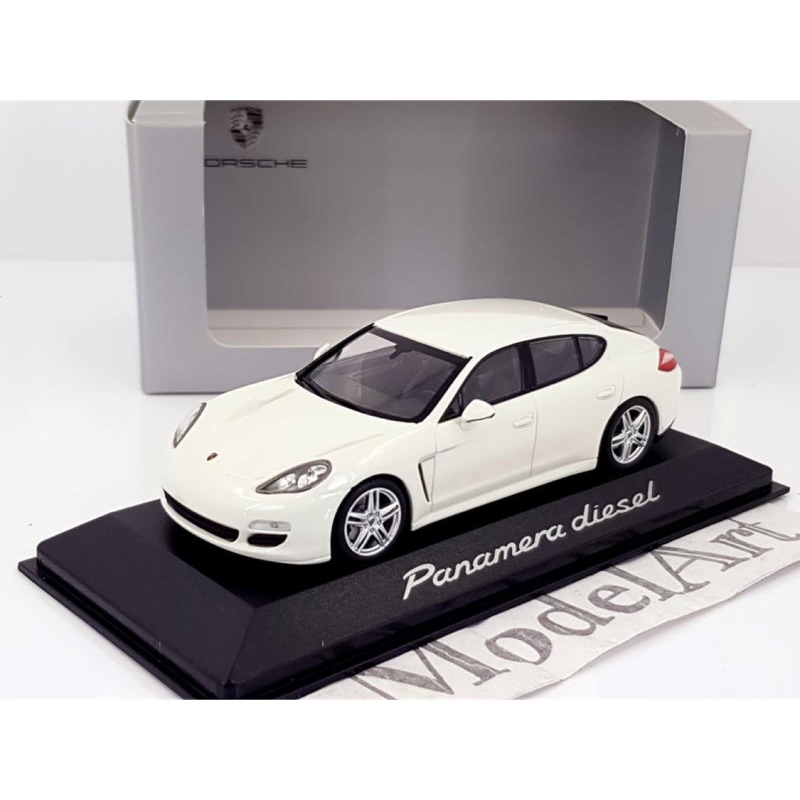 【模型車藝】1/43 保時捷原廠 Minichamps Porsche Panamera Diesel 2009 白