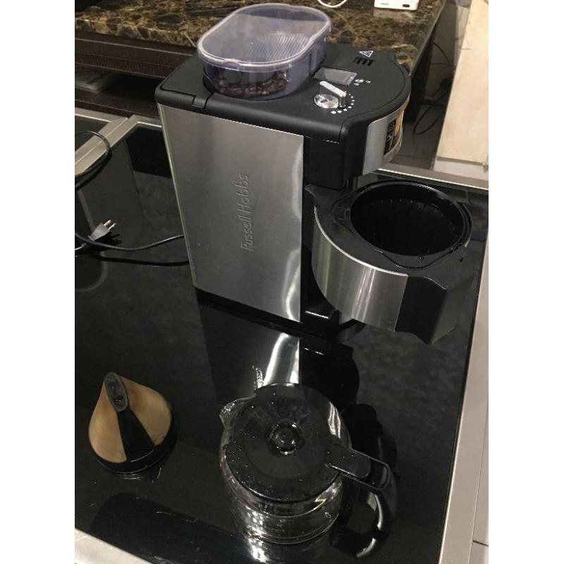Russell Hobbs 羅素 自動研磨咖啡機 (20060-56TW)。二手，保固到2021/5/15