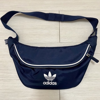 ［男友清衣櫃-二手］Adidas Essential crossbody 愛迪達深藍 海軍藍 腰包 半月包 尼龍 男女用