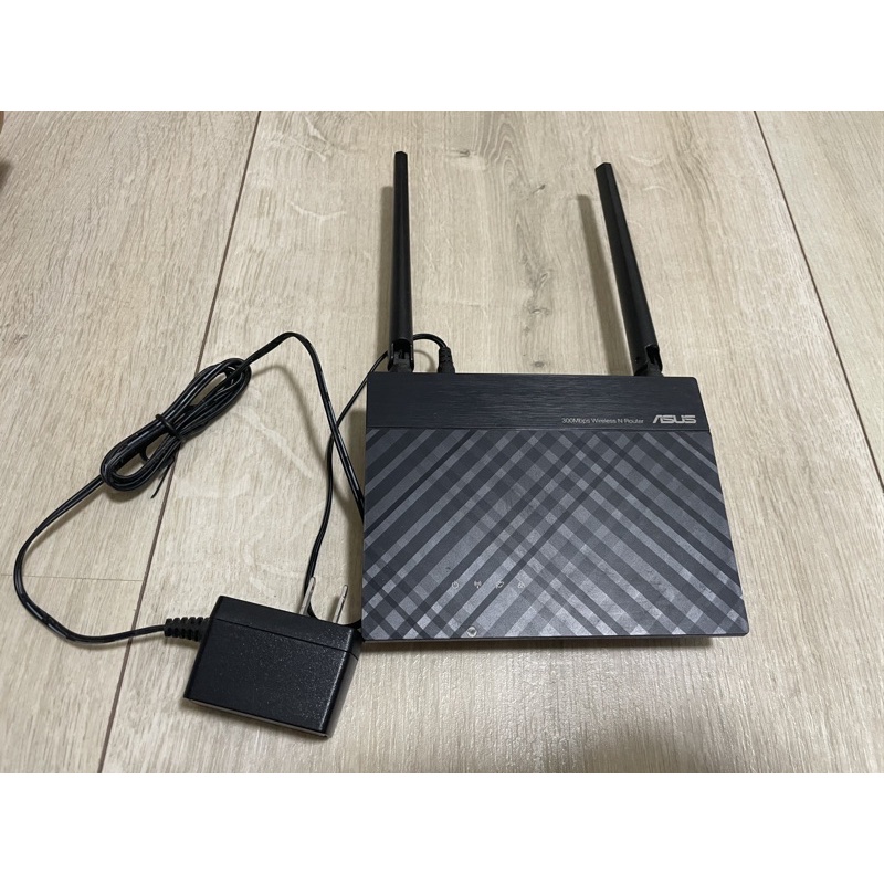 二手/ASUS華碩無線路由器Wireless 300mbps RT-N12 wireless n router無線分享器