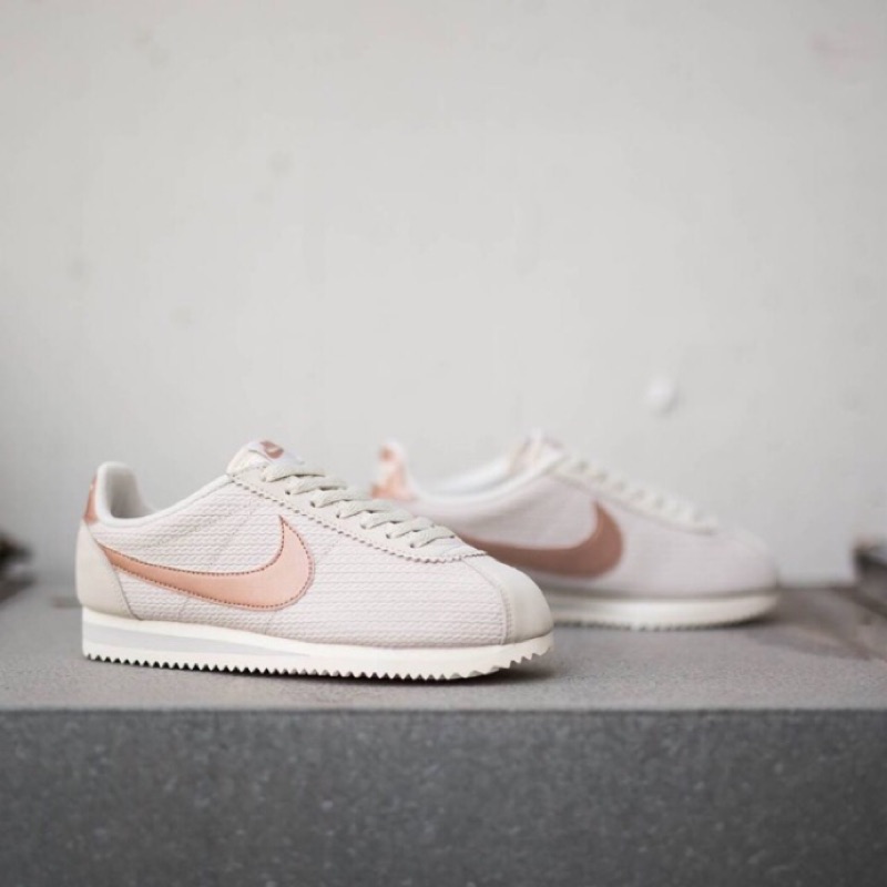 玫瑰金阿甘鞋 Nike Classic Cortez 39/25