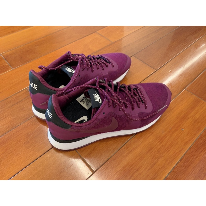 「八成五新」Nike internationalist Fleece 超好看紫色 保暖材質