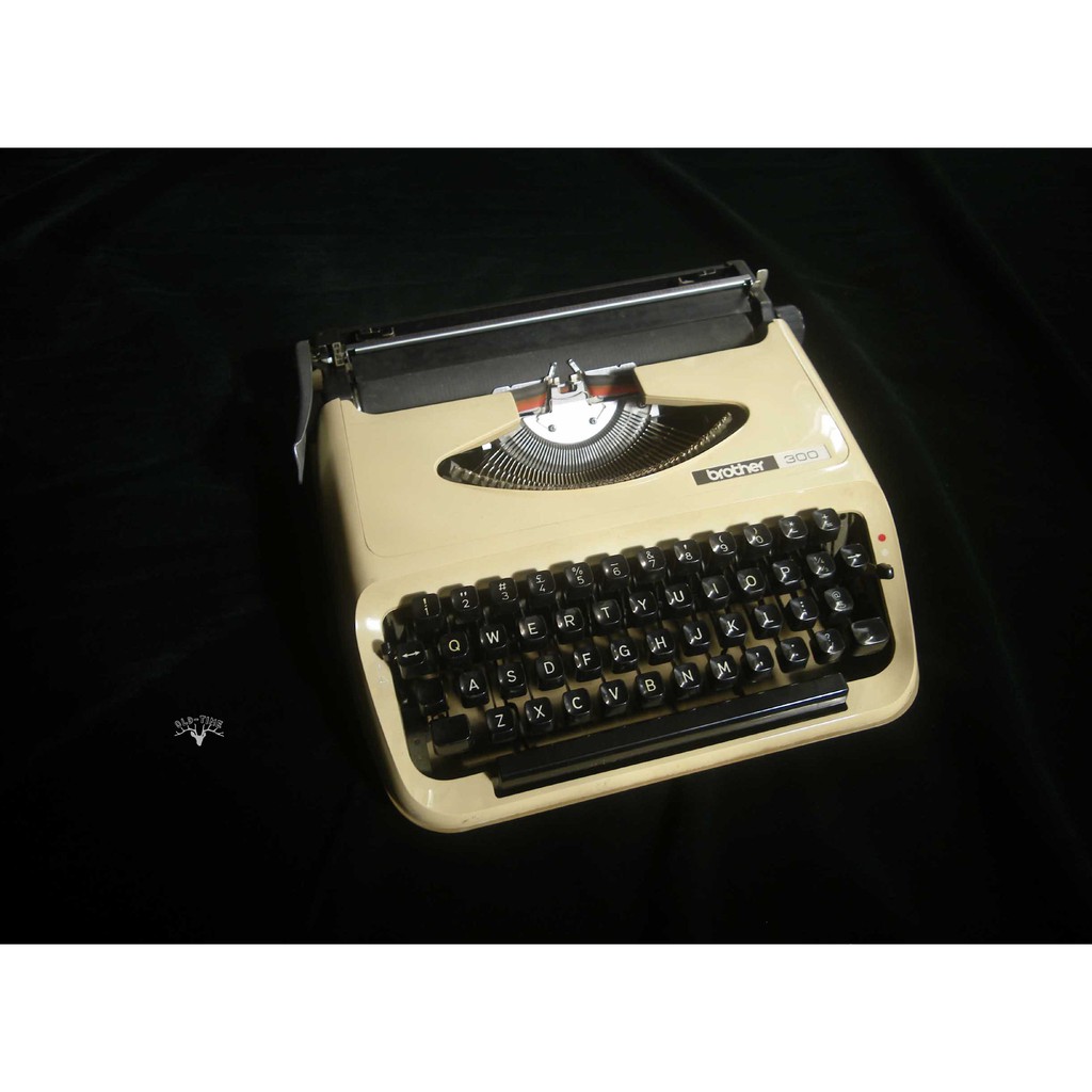 【老時光】早期日本製打字機B-1