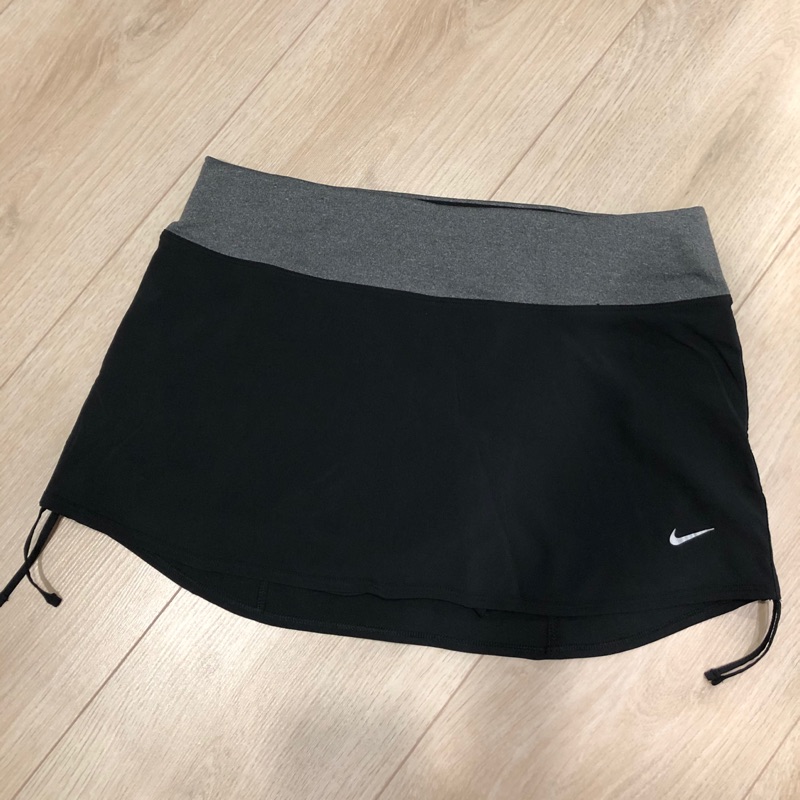Nike DRI-FIT 運動褲裙