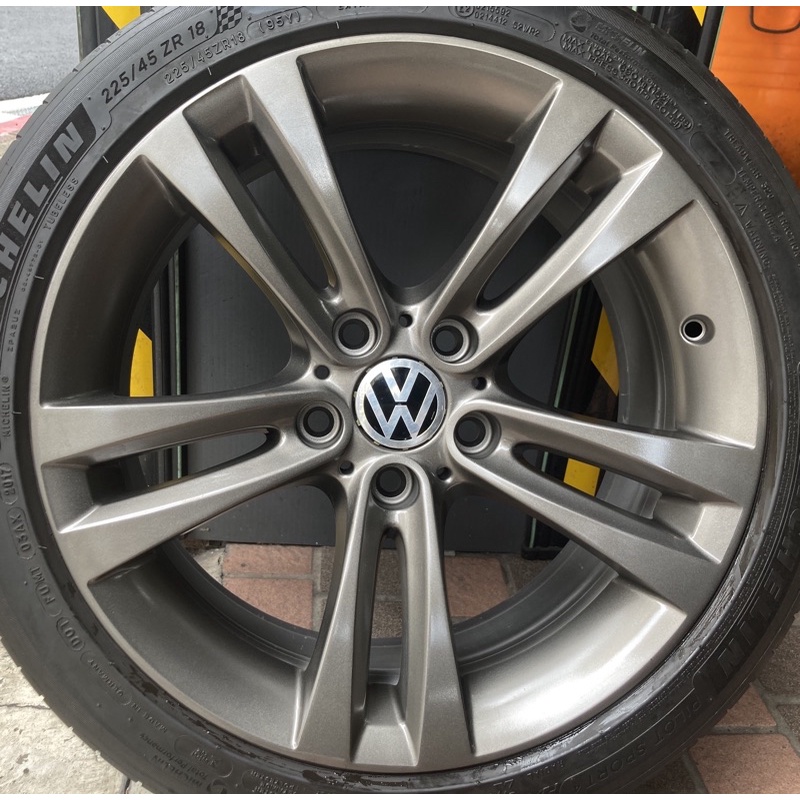 c 中古BMW18吋鋁圈含胎 福斯 VW T5 T6  五孔120