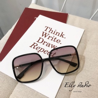 【Elly.Studio】❤️快速出貨，現貨❤️網美顯臉小(附眼鏡盒)方形大框墨鏡 潮流太陽眼鏡女