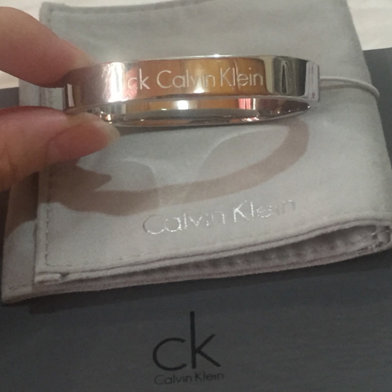 Calvin Klein CK 經典LOGO極簡時尚手環