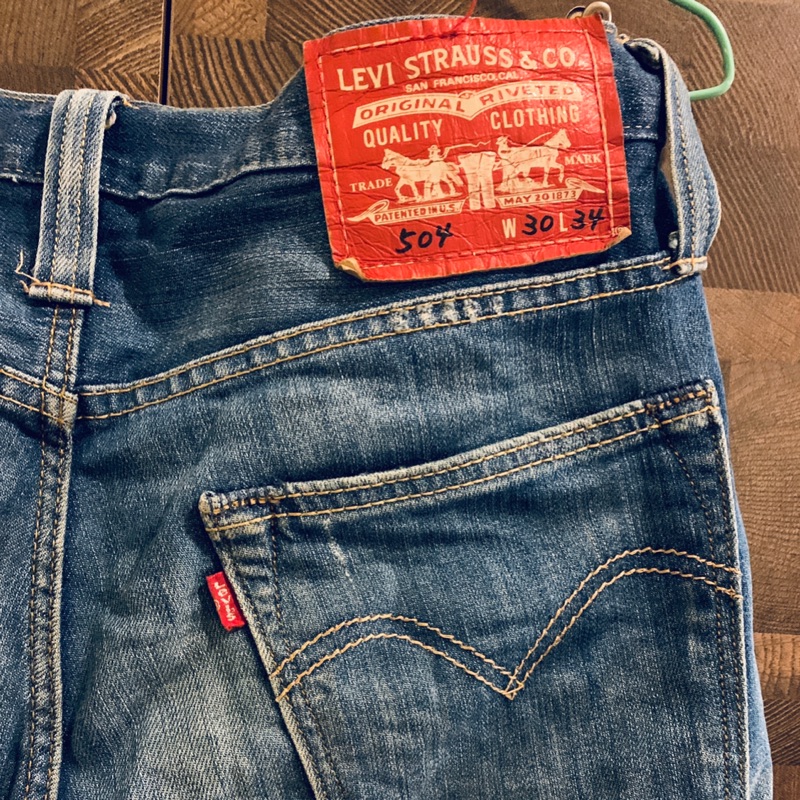 Levi’s 504 經典牛仔褲 W30 L34