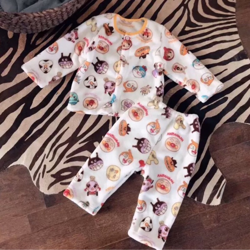 Lin’s嬰幼兒童裝衣櫥👉日本原單保暖Q系列 雙面法蘭絨 厚實保暖 麵包超人多色法蘭絨上衣褲子 套裝❤️
