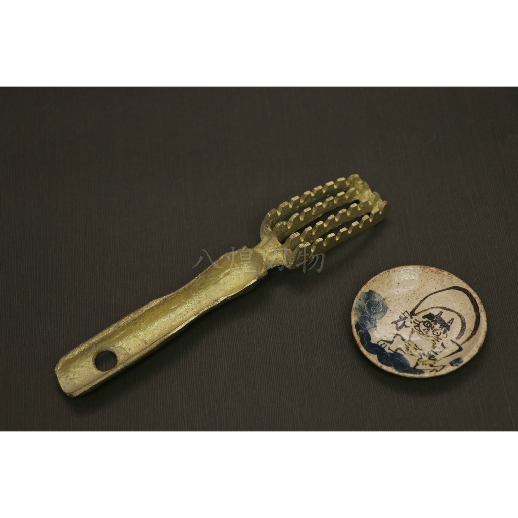 【日本製 銅/木頭 刮魚鱗器】 日本刃物 廚房刀具 牛刀 八煌刃物
